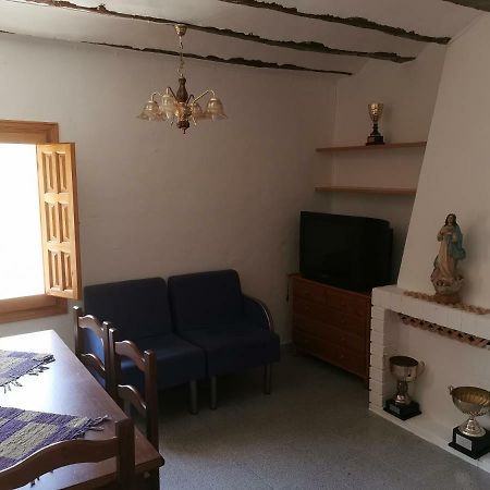 Casa Rural Y Albergue Tormon Eksteriør billede
