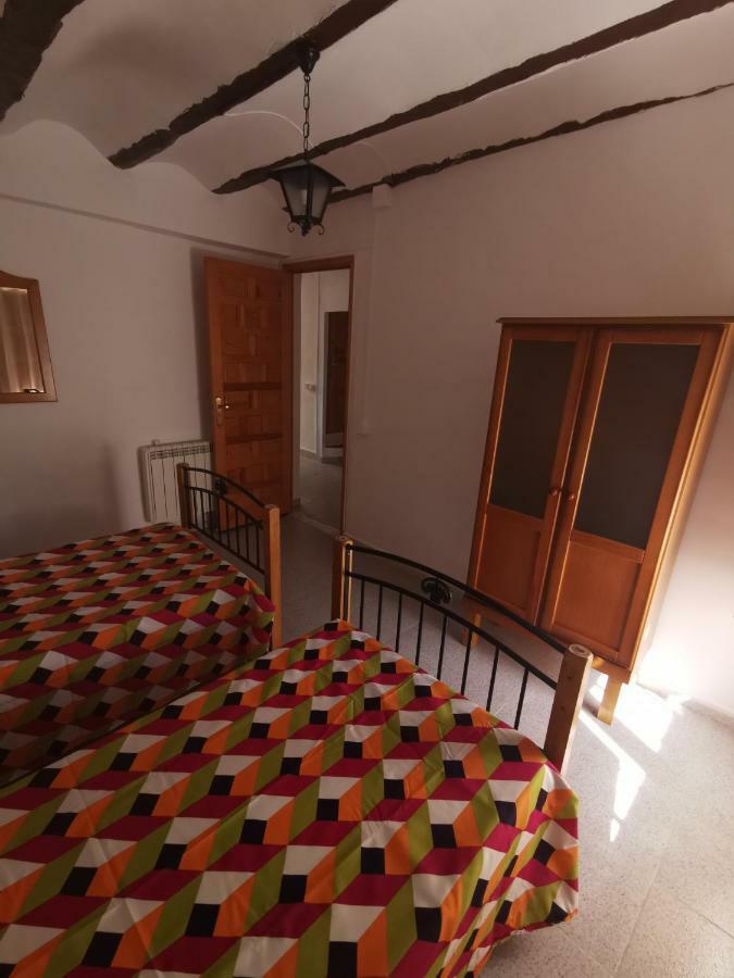 Casa Rural Y Albergue Tormon Eksteriør billede
