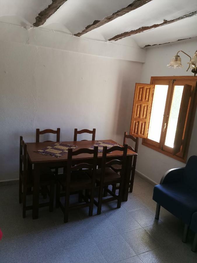 Casa Rural Y Albergue Tormon Eksteriør billede