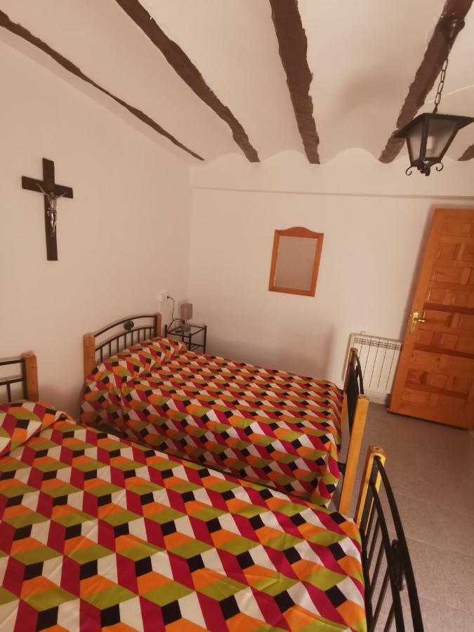 Casa Rural Y Albergue Tormon Eksteriør billede