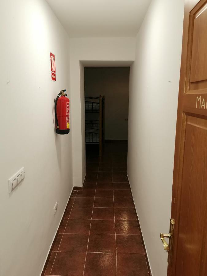 Casa Rural Y Albergue Tormon Eksteriør billede