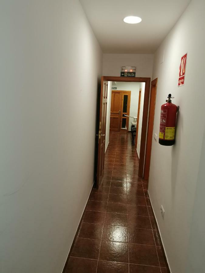 Casa Rural Y Albergue Tormon Eksteriør billede